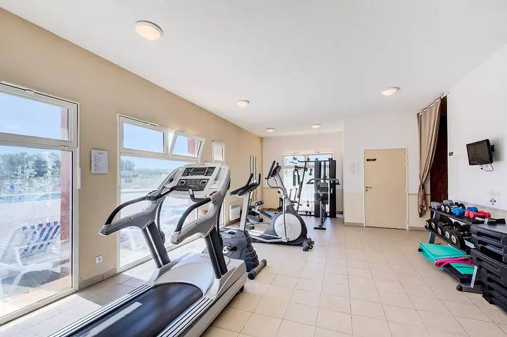 Location de vacances pour 6 personnes, avec terrasse ainsi que sauna et piscine, animaux acceptés à Colombiers - 3