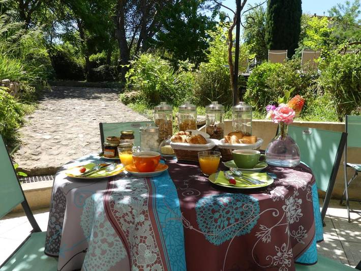 Location de vacances pour 4 personnes, avec jardin et piscine à Tournissan - 2