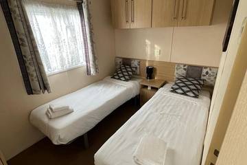 Static Caravan for 6 People in Leysdown, Kent, Photo 3