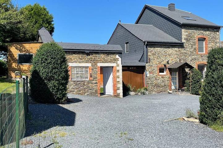 Vakantiehuis voor 12 personen, with sauna and terras as well as tuin and whirlpool, met huisdier - 1
