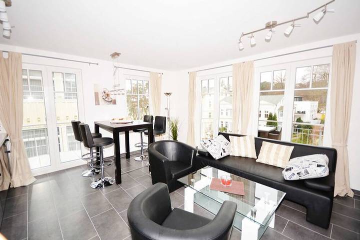 Bauernhof für 4 Personen, mit Balkon in Sellin - 2