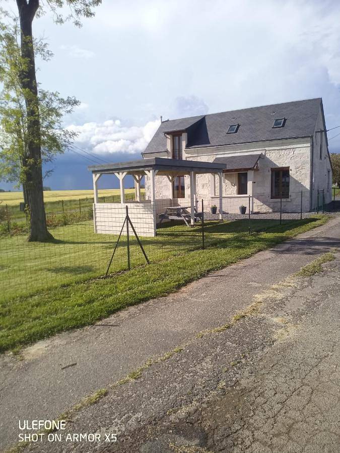 Location de vacances pour 6 personnes, avec vue et jardin, adapté aux familles à Pontlevoy