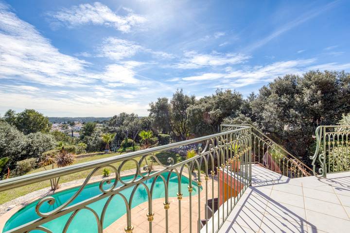 Casa vacanze 'Villa F5 Jardin, Piscine' con piscina privata, terrazza privata e Wi-Fi in Saint-Gély-du-Fesc, Costa mediterranea (Francia)