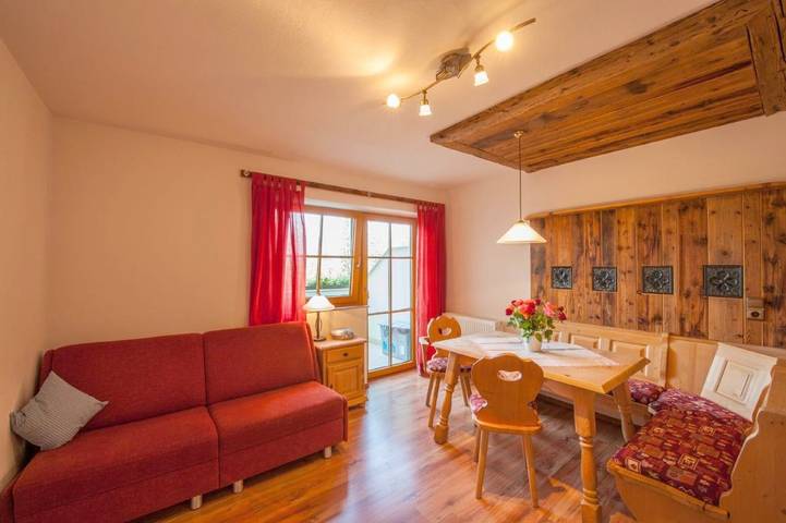 Apartamento para 3 personas, con sauna además de jardín y jacuzzi en Ehrwald