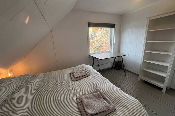 Einzigartiges Haus am Fjord in der Nähe von Preikestolen in Forsand