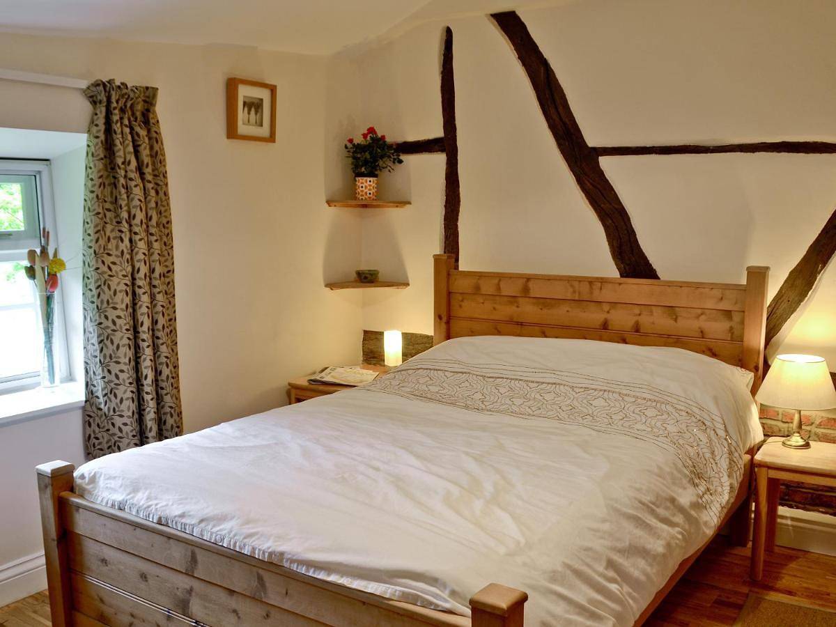 One-Bedroom Holiday Home in Fordingbridge, Hampshire