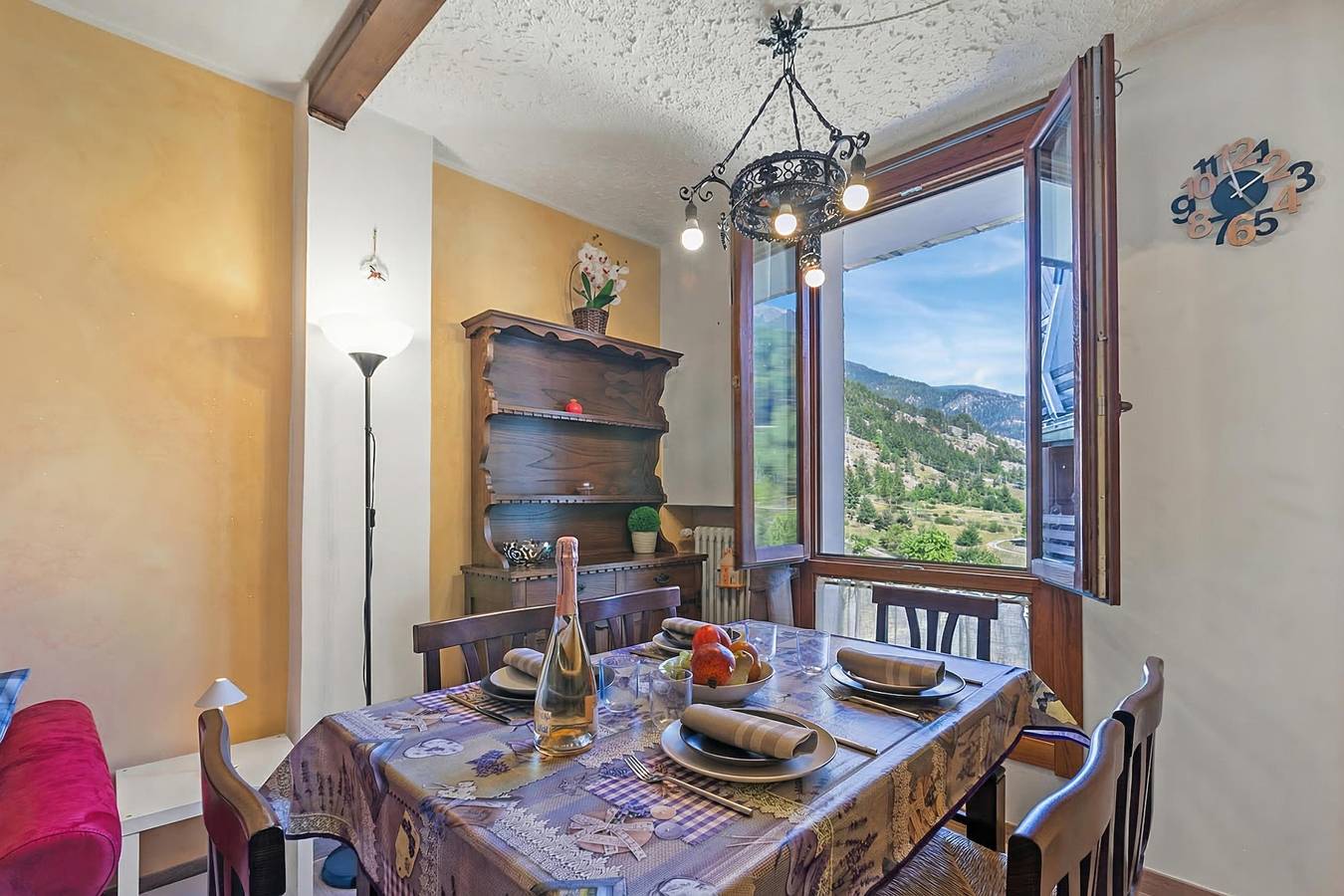 Appartement entier, Appartement avec vue sur la montagne à Pragelato in Pragela, Via Lattea