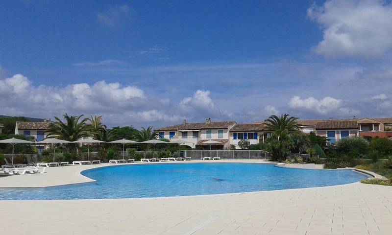 Agriturismo per 4 persone, con giardino e piscina per bambini in Costa Azzurra