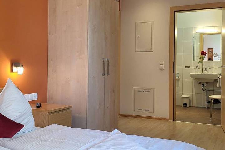 Chambre d’hôte pour 6 personnes, avec sauna et jardin à Brand - 4