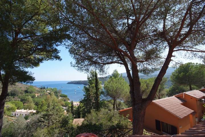 Ferienwohnung für 4 Personen, mit Balkon/Terrasse in Porto Azzurro - 2