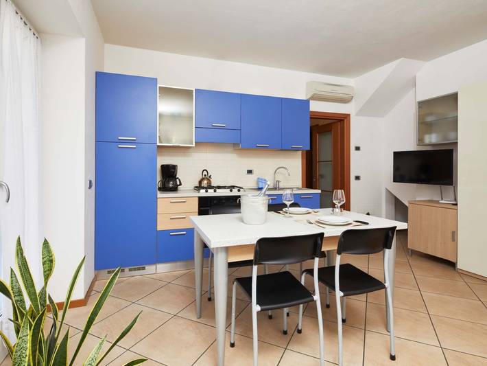 Ferielejlighed for 5 personer, med balkon i Riva del Garda
