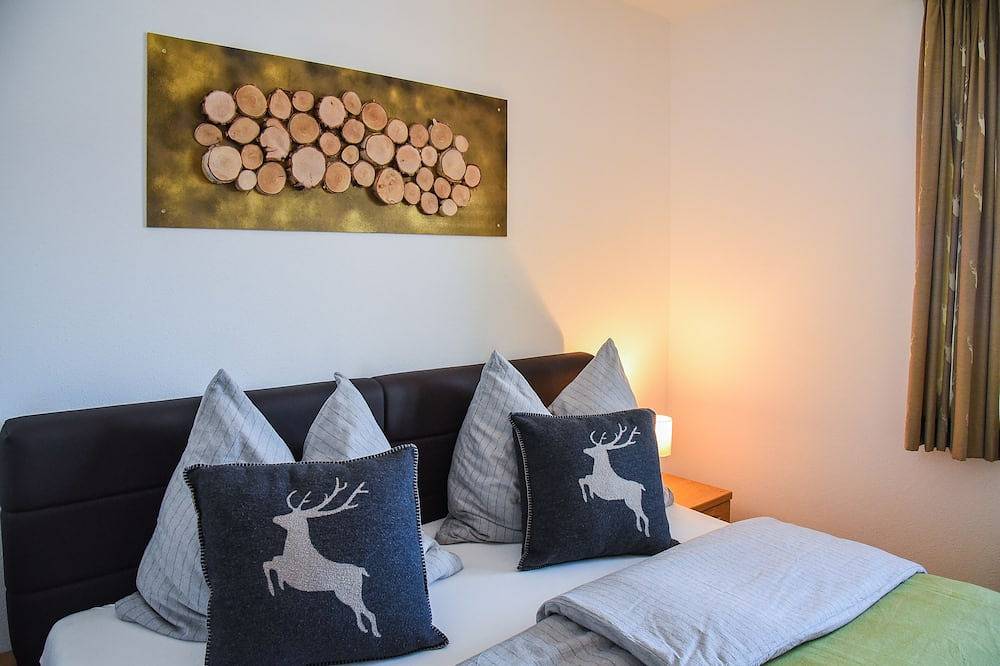 Ganze Wohnung, Traum Ferienwohnung  mit großer Terrasse in Pfarrwerfen, Bundesland Salzburg