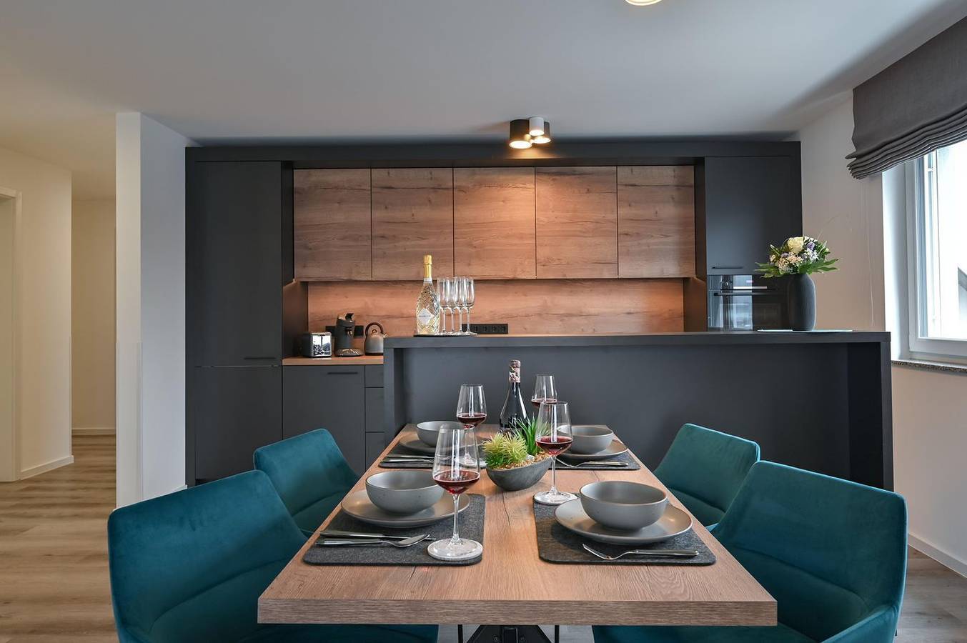 Ganze Wohnung, Ferienappartementhaus Stock - Ferienwohnung Nr. 9 in Friedrichshafen, Region Bodensee-Oberschwaben