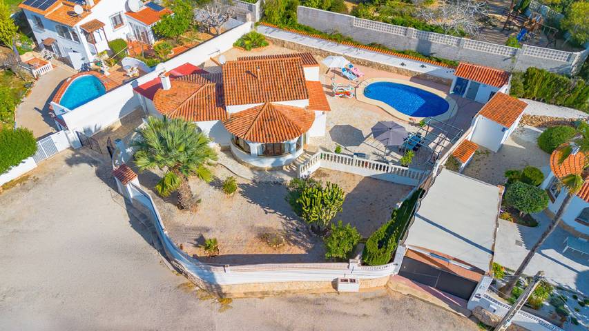 Villa Nani - Plusholidays in Calpe, Costa Blanca