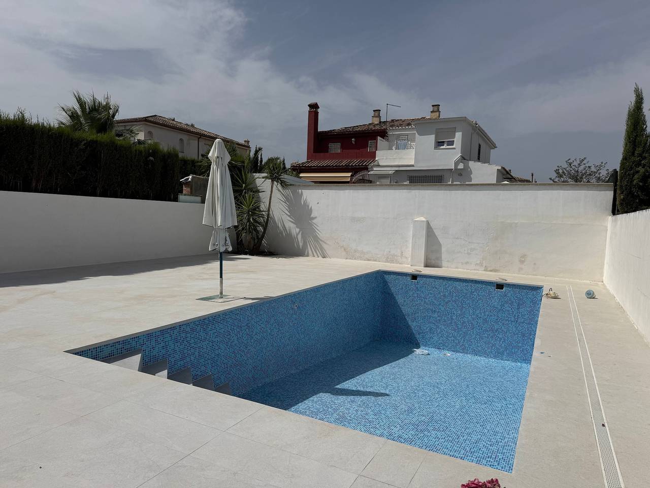 Villa 'Dream House Loma Linda' con piscina privada, Wi-Fi y aire acondicionado in Ogíjares, Provincia de Granada