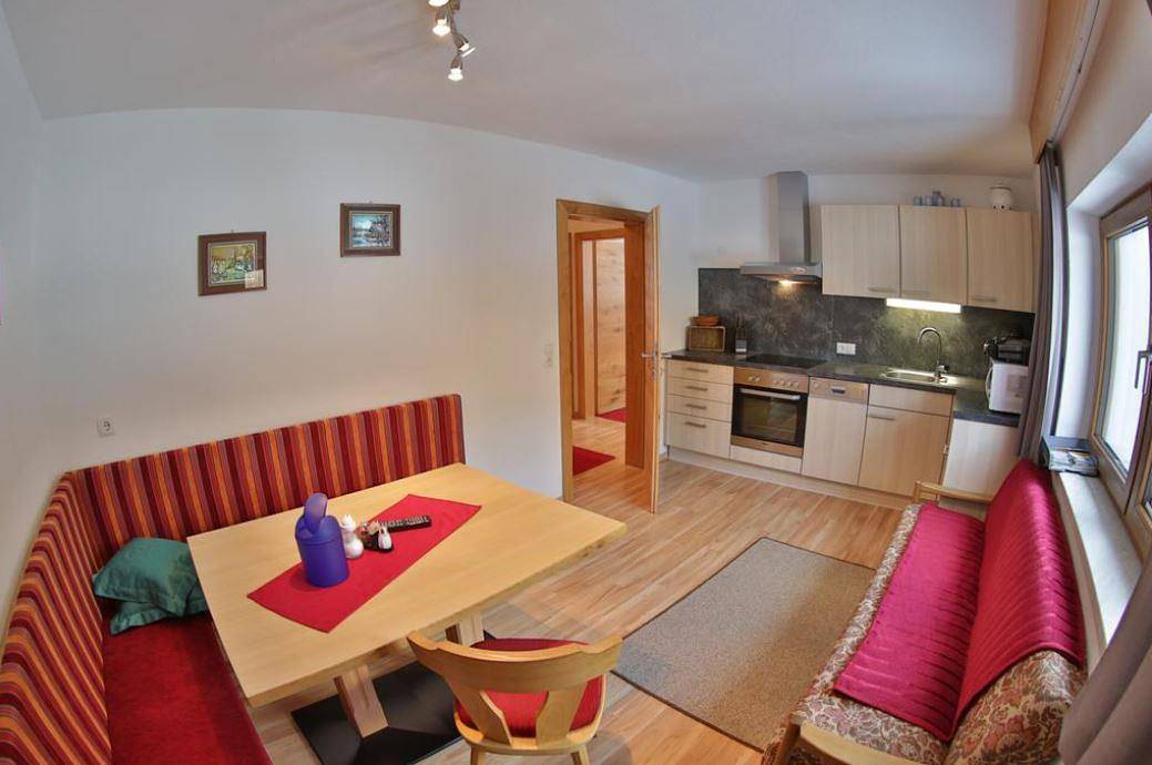 Geheel vakantieappartement, Apart Gamskogel-Hahlkogel in Huben, Längenfeld