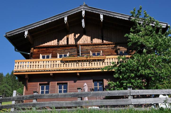 Hütte für 15 Personen, mit Sauna und Garten sowie Pool, kinderfreundlich in Wagrain - 4