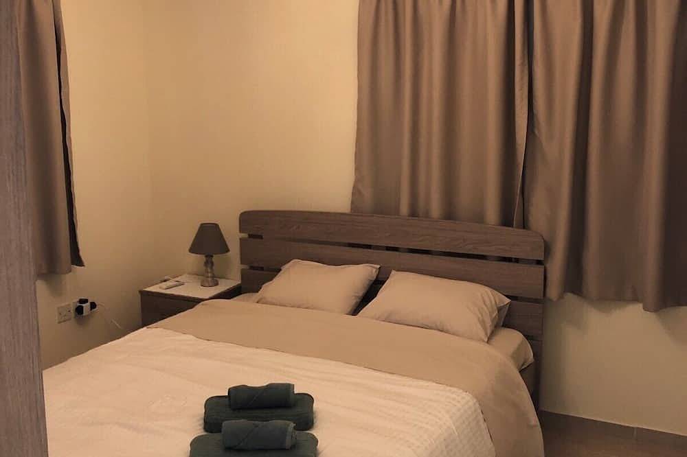 Entire apartment, Beachfront Apartment - Mackenzie, Larnaka in Larnaca, Larnaca District