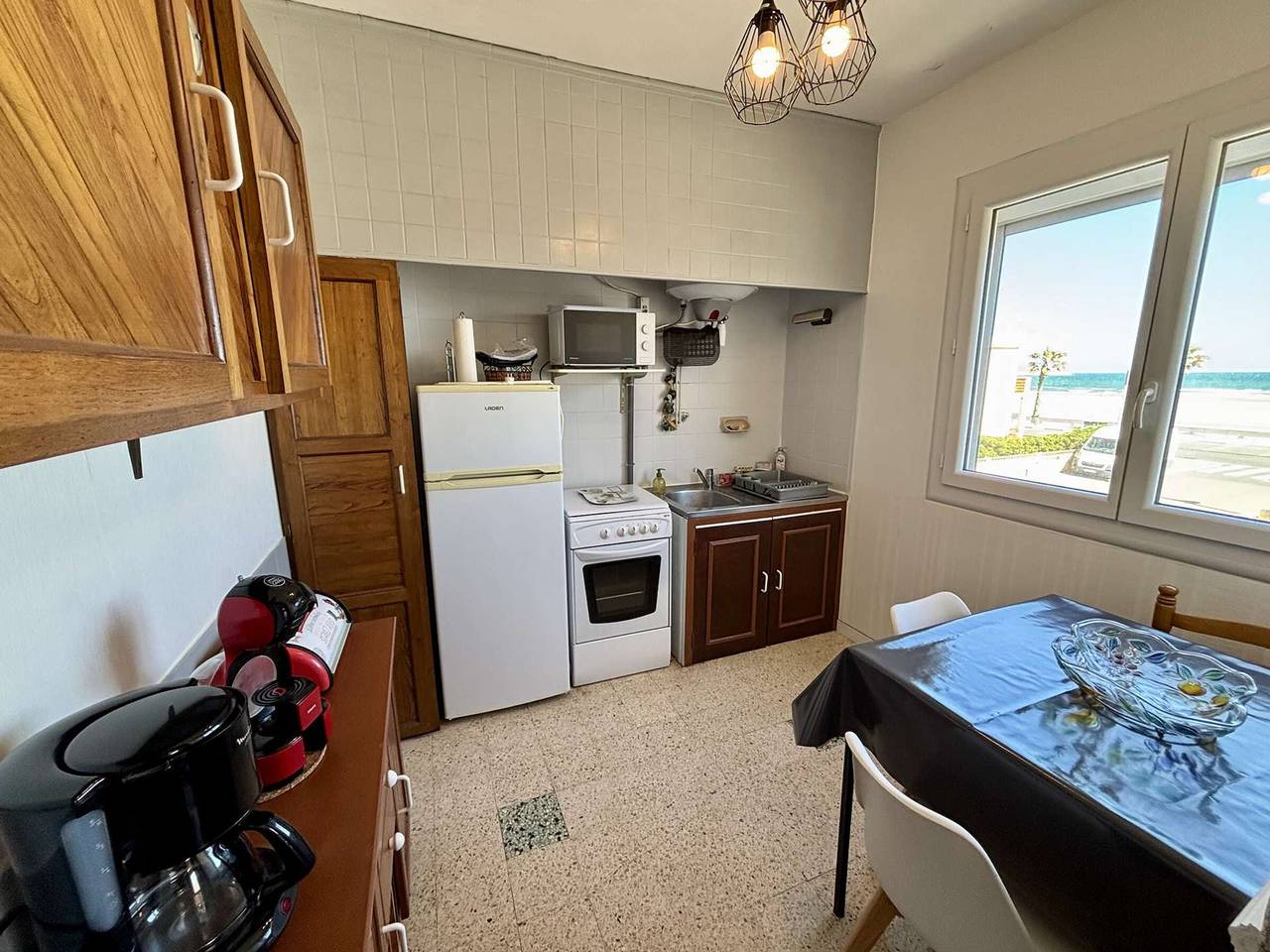 Ganze Wohnung, 3-Zi.-Whg. für 6 mit Parkplatz, 300m zu Geschäften in Port-la-Nouvelle, Narbonne und Umgebung