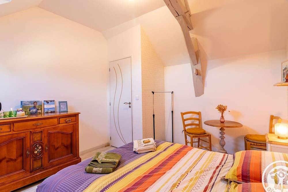 Cozy guest room facing the Loire with air conditioning in Chalonnes-sur-Loire, Loire Valley
