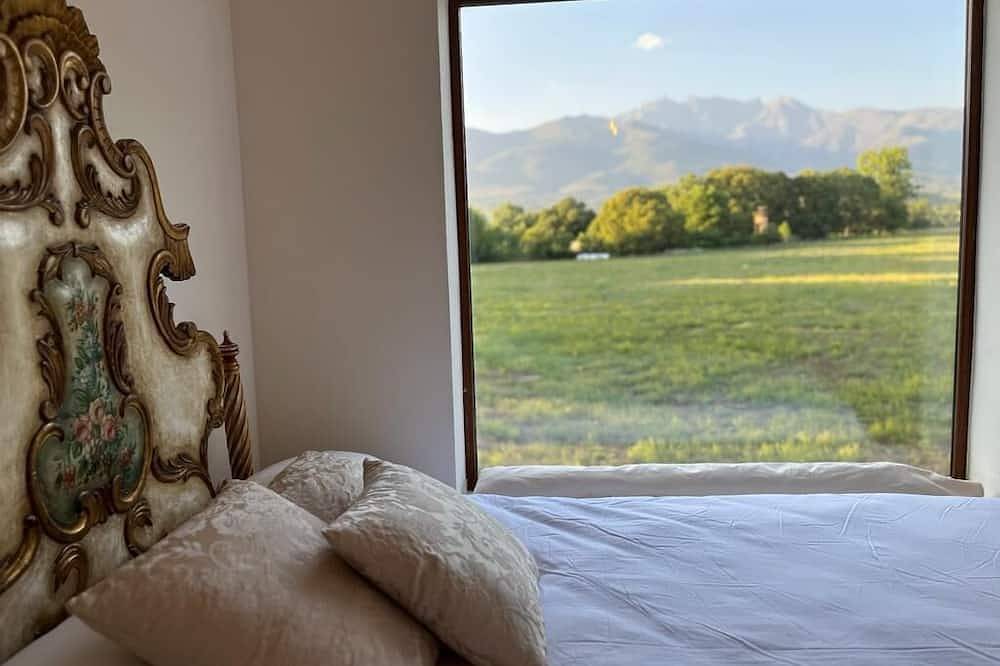 Ideal house for families and celebrations of any kind. in Candeleda, Valle del Tiétar
