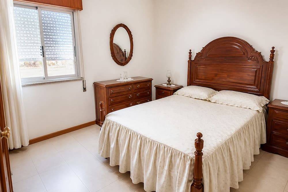Ganze Wohnung, 2-bedroom Appartment in Center of Sb Messines   Between Mountains and Beaches in São Bartolomeu de Messines, Faro Distrikt