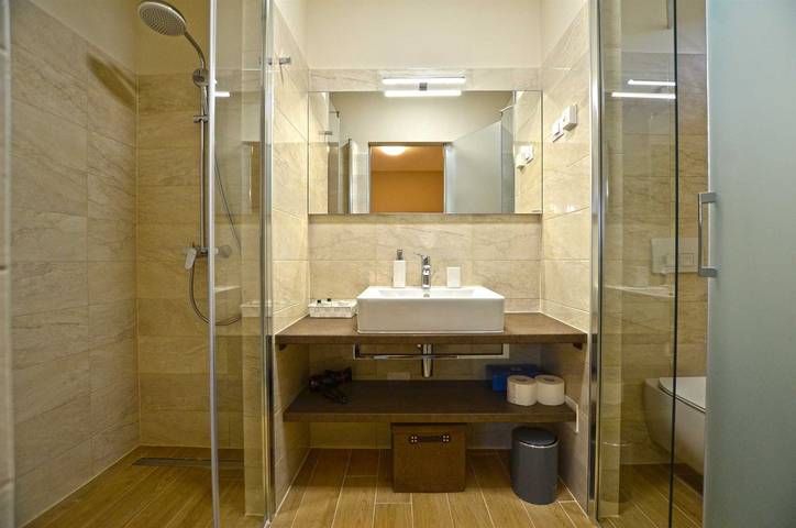 Chambre pour 3 personnes, avec piscine