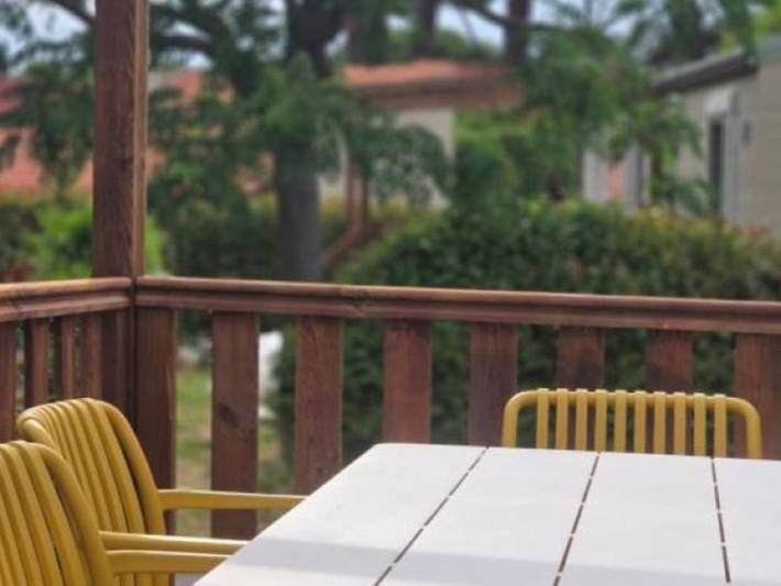 Camping pour 5 personnes, avec Terrasse et Piscine