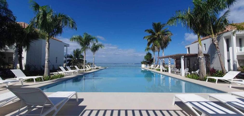 Appartement de vacances pour 6 personnes, avec vue ainsi que jardin et piscine