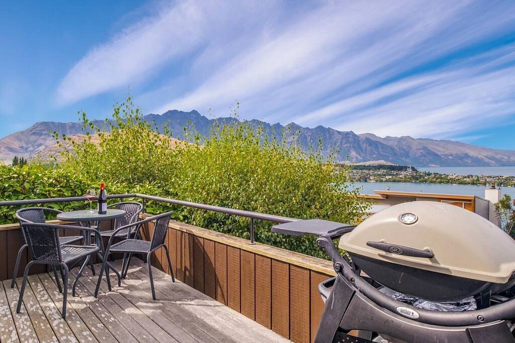 Ganze Wohnung, Panoramablick | In der Nähe der Stadt | Alpines Ambiente mit modernem Komfort in Queenstown, Otago