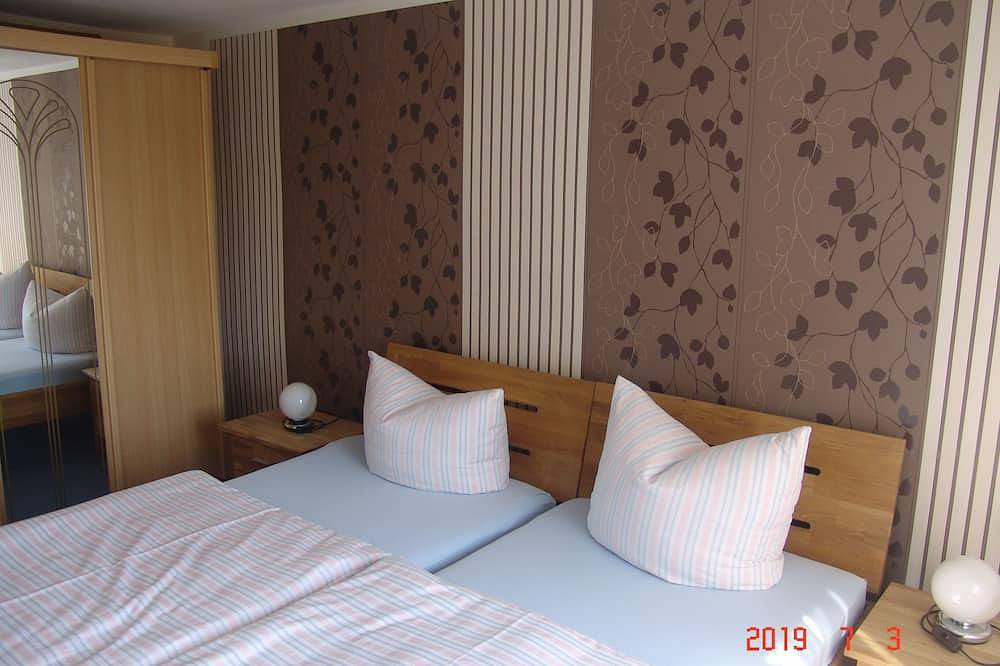 Ganze Wohnung, Freundliche ,helle Ferienwohnung in zentraler, ländlicher Harzregion in Silstedt, Wernigerode