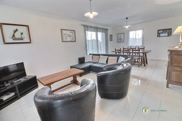 Gîte pour 5 personnes, avec jardin dans L Armor - 4