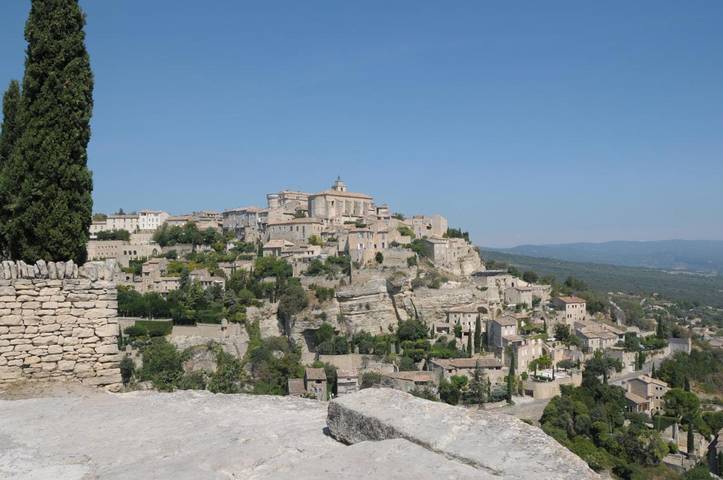 Chambre d’hôte pour 2 personnes, avec terrasse et piscine ainsi que jardin et vue à Gordes - 3