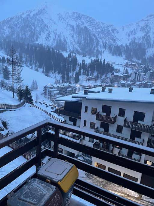 Appartamento per 8 persone, con Balcone e Terrazza nonché Panorama a Foppolo