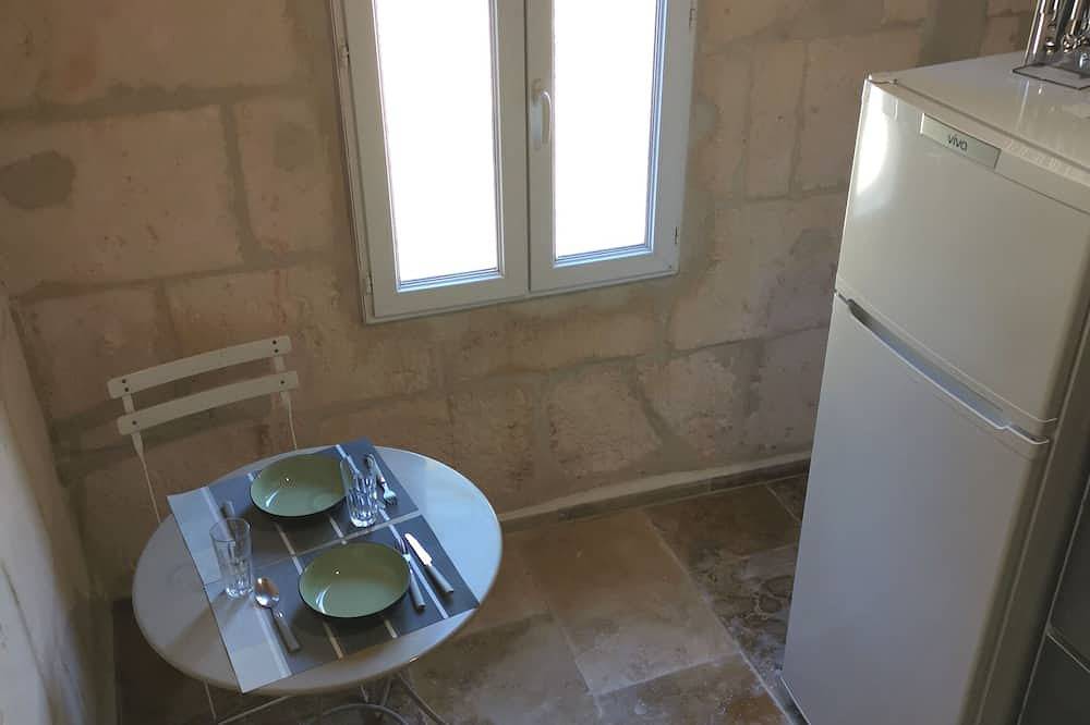 Charming village house in Provence fontvieille in Fontvieille, Arles region
