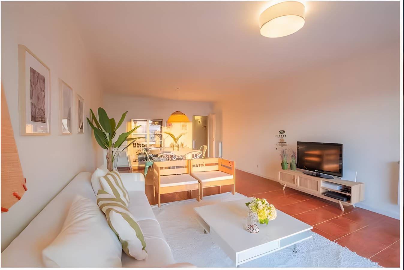 Apartamento inteiro, Apartamento 'Moledo Com Piscina Privada A' com Vista Mar, Piscina Privada e Wi-Fi in Moledo, Distrito de Viana do Castelo