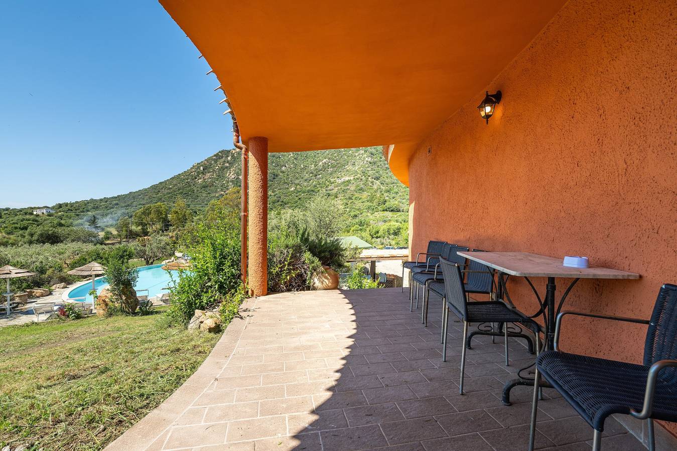 Ferienhaus 'Giunco' mit Meerblick, Wi-Fi und Klimaanlage in Villasimius, Cagliari Provinz