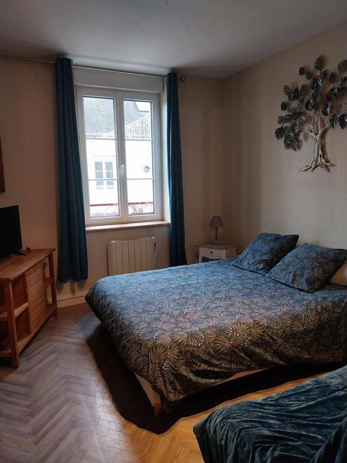 Appartement entier, Apartment in Sainte-Mère-Église, Région de Cherbourg