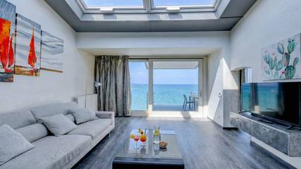 Attico per 6 Persone in Desenzano del Garda, Prealpi Gardesane, Foto 1