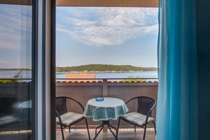 Ferienwohnung für 2 Personen, mit Balkon/Terrasse in Mali Lošinj
