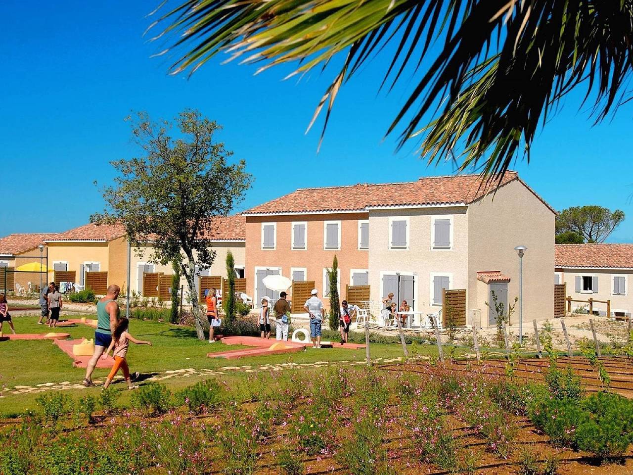 Ferienhaus in Frankreich mit Gartenterrasse in Calvisson, Nimes und Umgebung