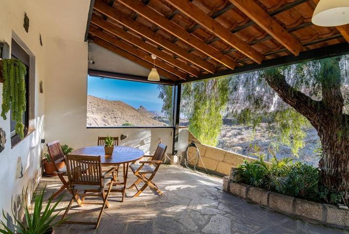 Chalet para 6 personas, con piscina además de vistas y jardín en Tenerife Sur
