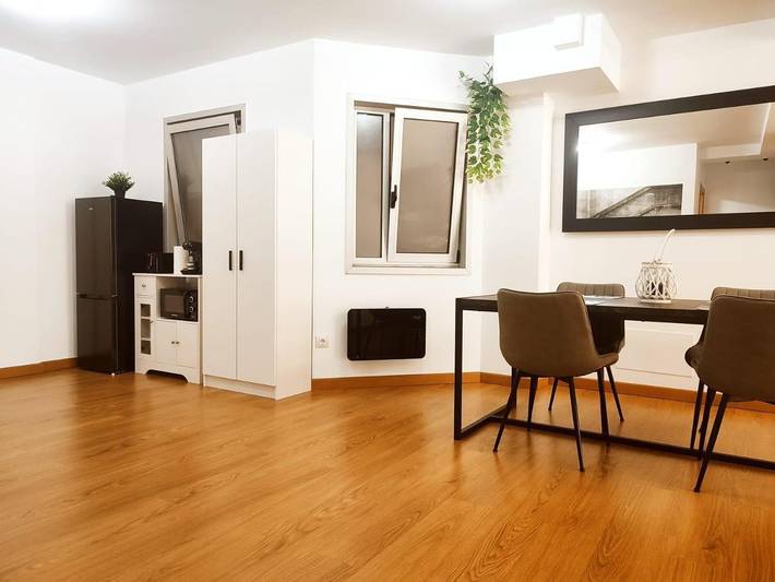 Gîte pour 4 personnes, avec balcon à Ames - 2