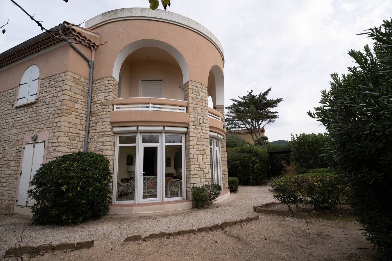 Villa 'Magnifique Plage À 20m' avec vue sur la mer, terrasse privée et Wi-Fi in Les Lecques, Saint-Cyr-sur-Mer