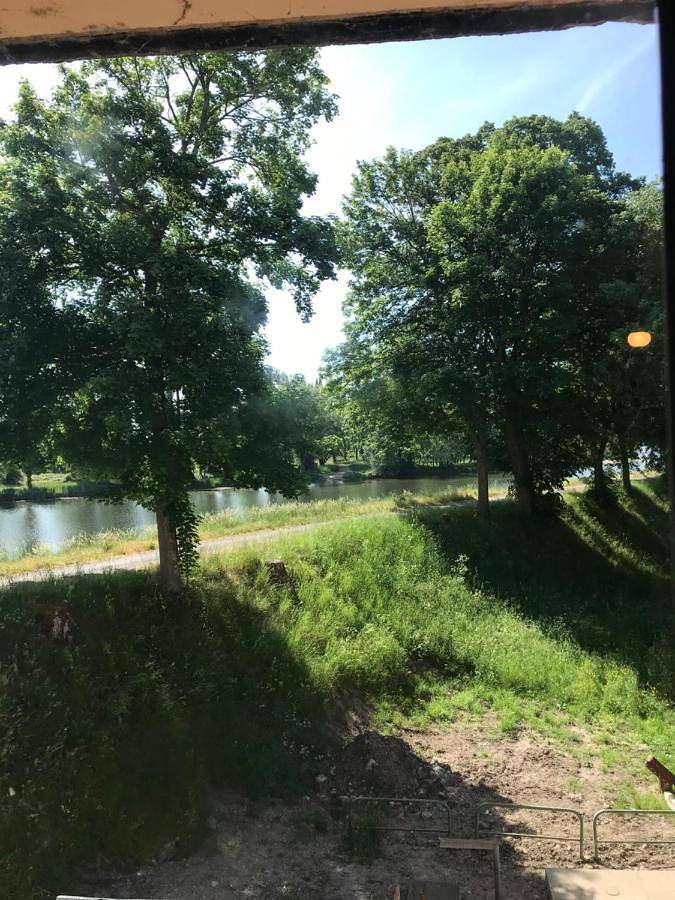 Gîte pour 2 personnes, avec terrasse ainsi que jardin et vue à Decize - 2