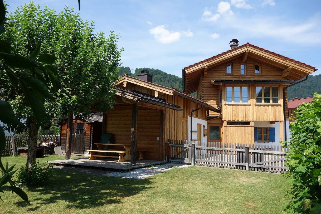 Beim Schlenz - Ferienhaus mit allem Komfort bis 6 Personen zur alleinigen Nutzung in Reit im Winkl, Bayerische Alpen