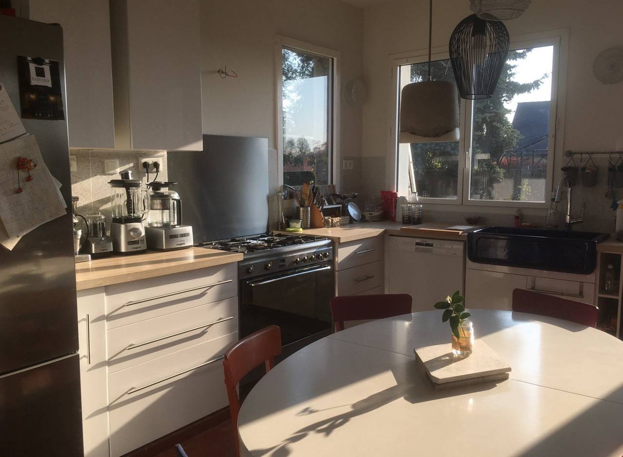 Location gite atypique pour vacances in Tinténiac, Région de Saint-Malo