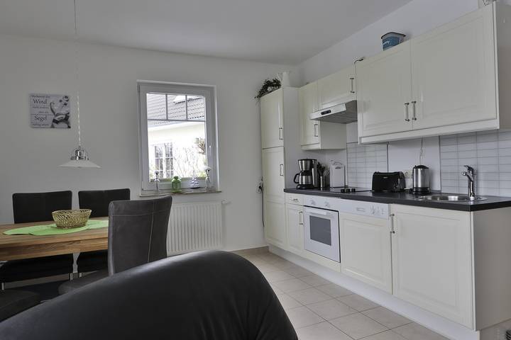 Ferienwohnung für 3 Personen, mit Terrasse und Garten in Nienhagen - 3