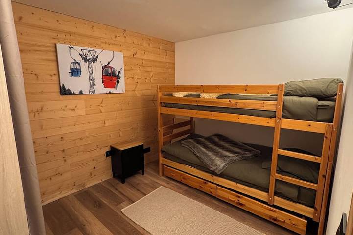 Ganze Wohnung, Quiet apartment with a terrace and mountain views in Sallanches, Pays du Mont-Blanc