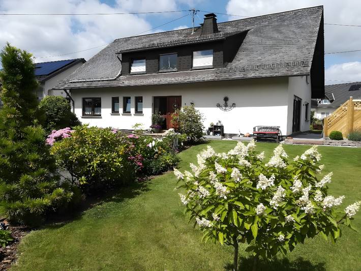 Ferienwohnung für 5 Personen, mit Balkon und Garten in Lennestadt - 2